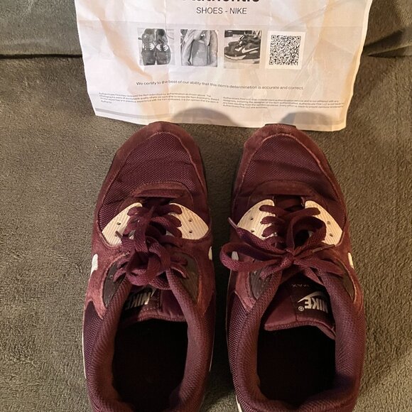 Men’s Authentic Nike Air Max SNEAKERS, Size 8.5, Wine/Black Color, Great Shape main image 8